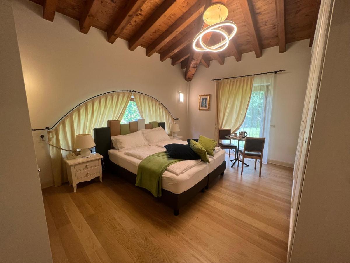 Steba House Savani Barbara Foresteria Lombarda Lonato Exteriér fotografie